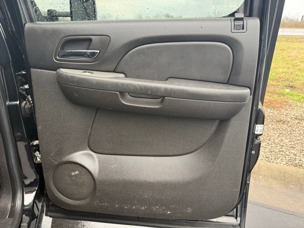 Used 2013 Chevrolet Silverado 2500 LTZ w/ LTZ Plus Package image 13