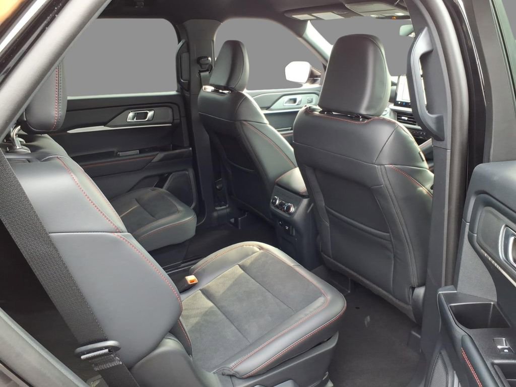 New 2026 Ford Explorer ST image 10
