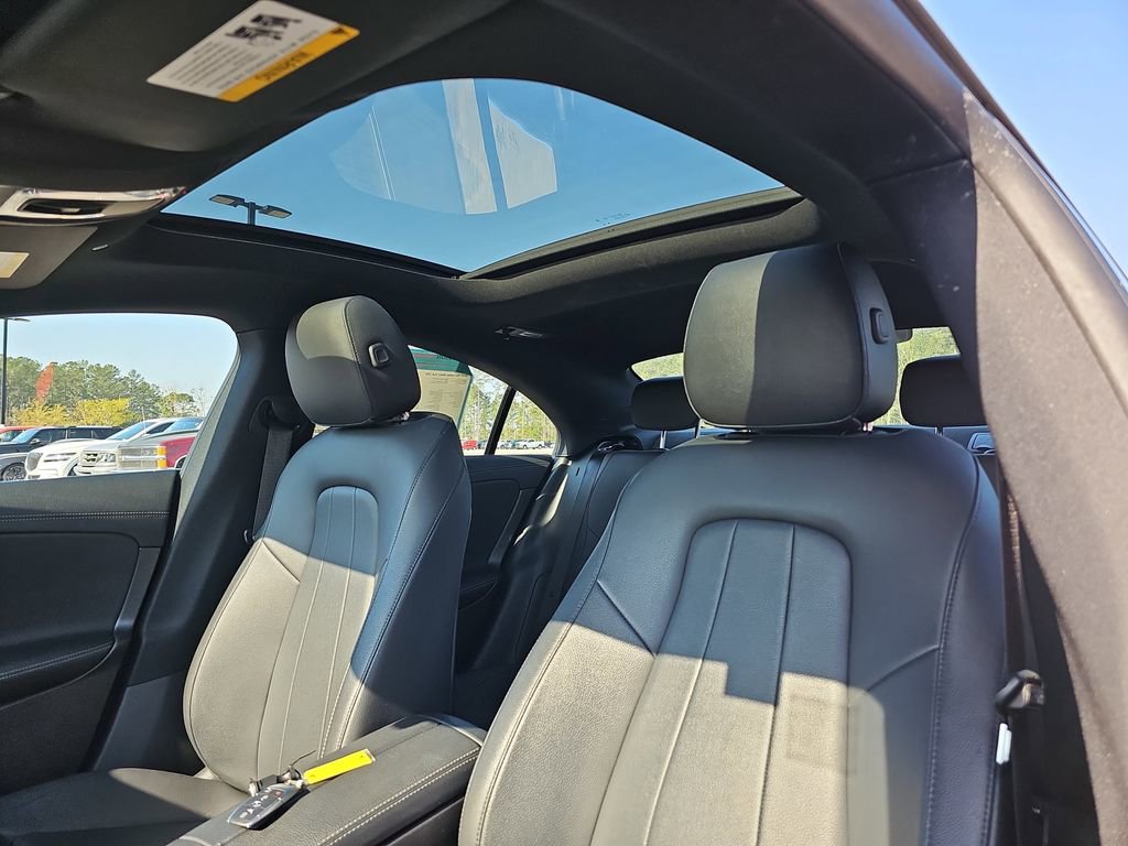 Used 2025 Mercedes-Benz CLA 250 image 33