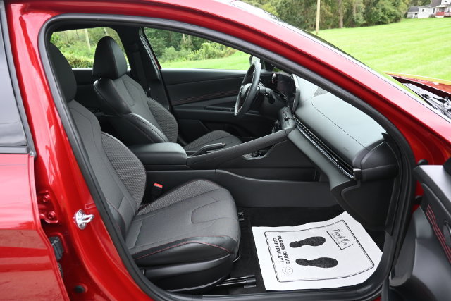 Used 2025 Hyundai Elantra N Line FWD image 19
