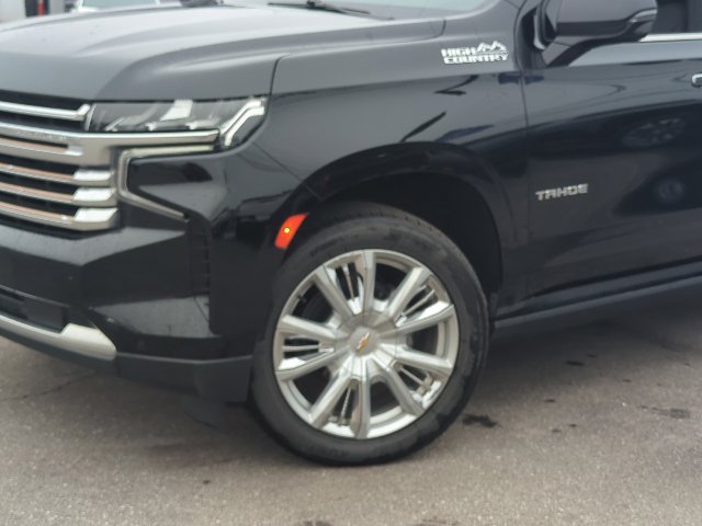 Used 2022 Chevrolet Tahoe High Country AWD/4WD image 2