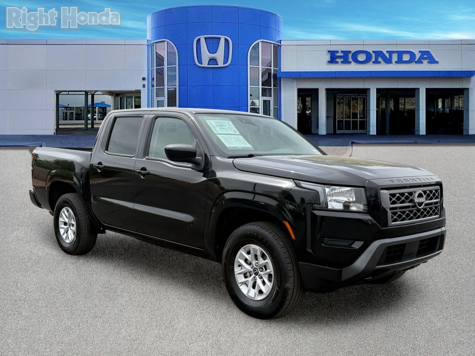 Used 2024 Nissan Frontier SV AWD/4WD image 10