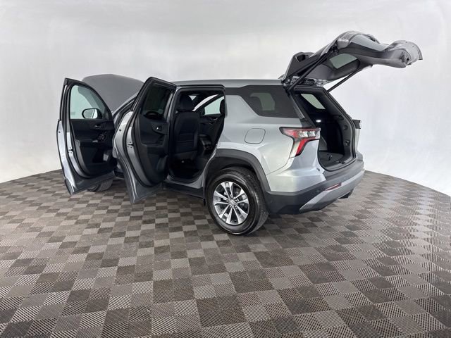 Used 2026 Chevrolet Equinox LT w/ Convenience Package II image 16