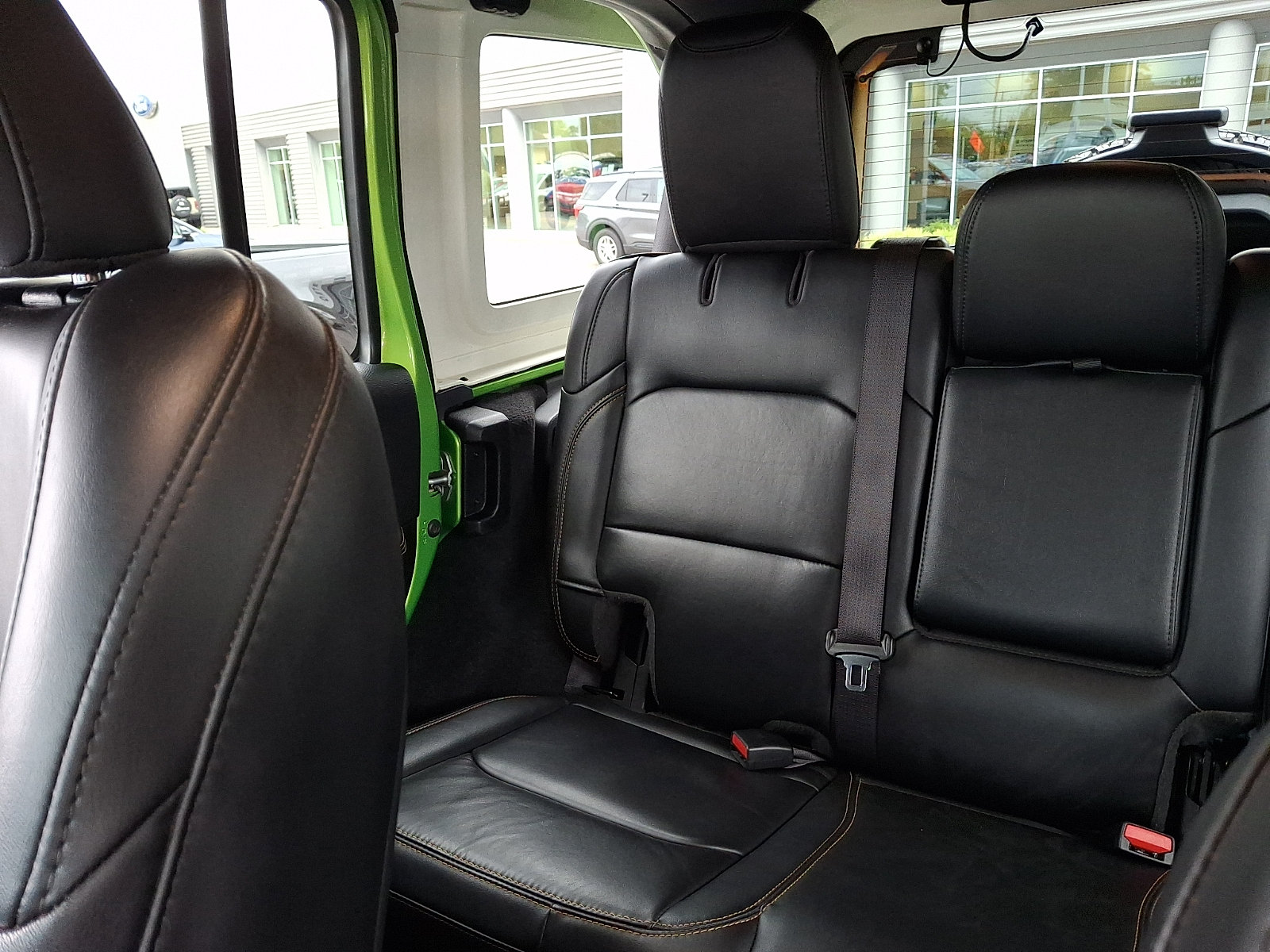 Used 2025 Jeep Wrangler Unlimited Rubicon 392 AWD/4WD image 17