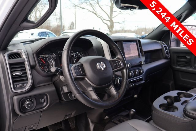 Used 2024 RAM 2500 Tradesman w/ Chrome Appearance Group image 15