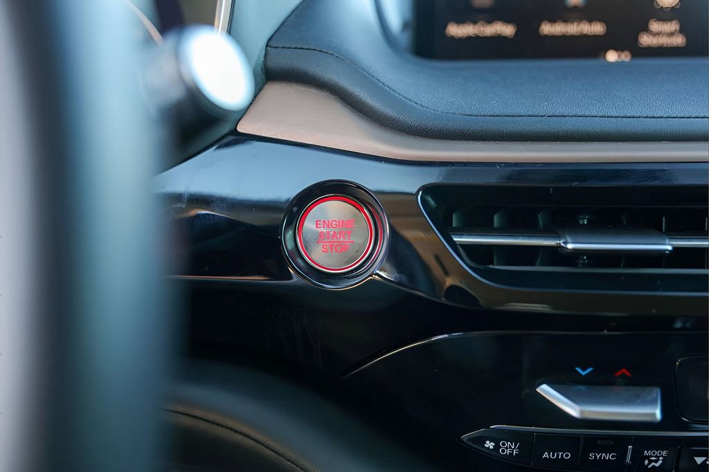 Used 2022 Acura MDX FWD w/ Technology Package image 18