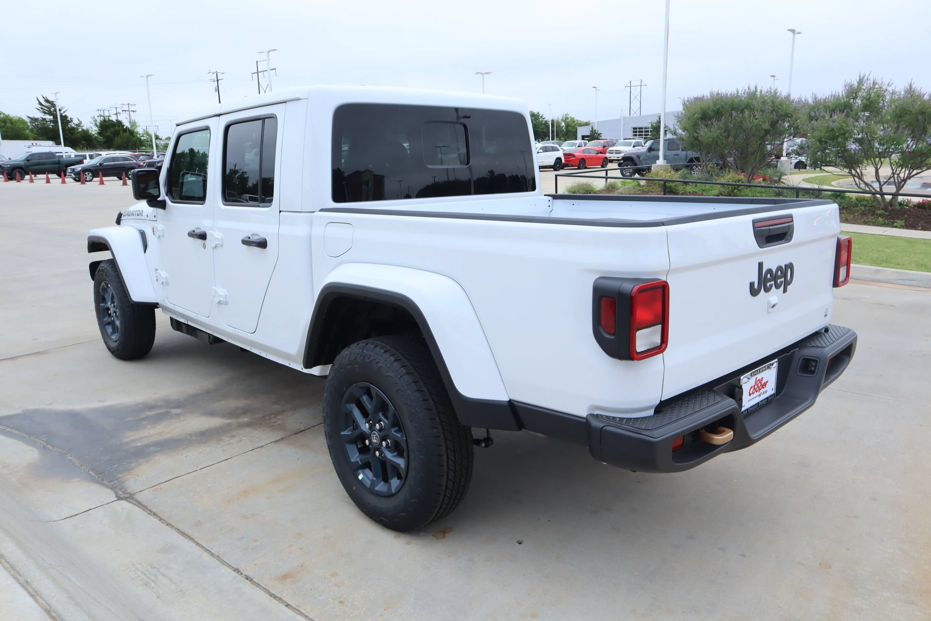 New 2026 Jeep Gladiator Sport AWD/4WD image 23