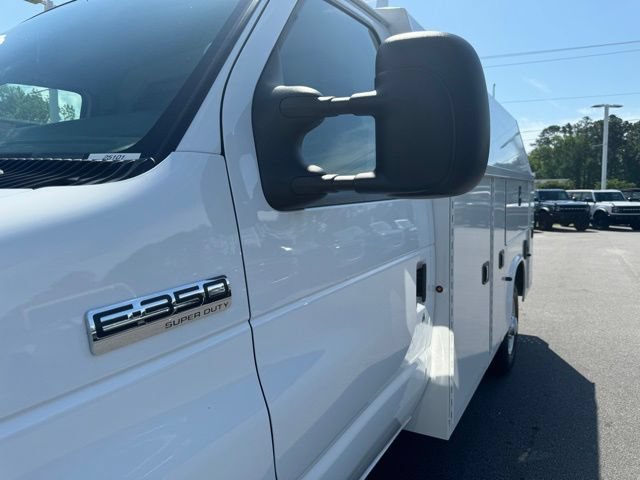 New 2025 Ford E-350 and Econoline 350 Super Duty w/ Power Equipment Group RWD image 34