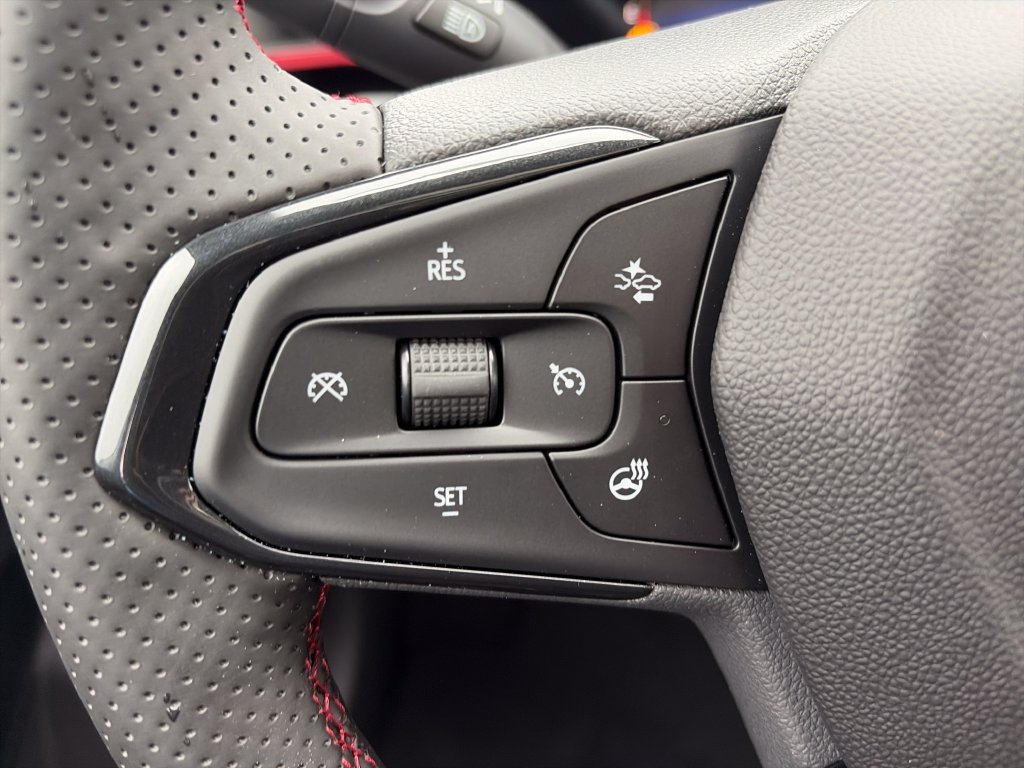 New 2026 Chevrolet Trax RS w/ Sunroof Package FWD image 11