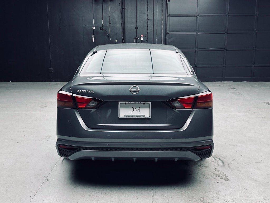 Used 2023 Nissan Altima 2.5 S FWD image 6