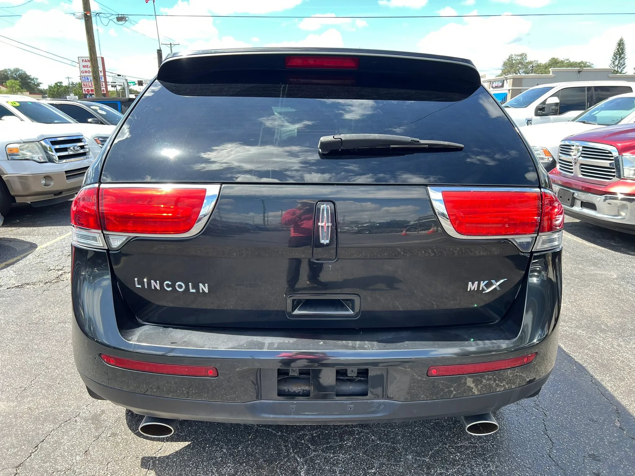 Used 2013 Lincoln MKX FWD w/ Wood Pkg image 6