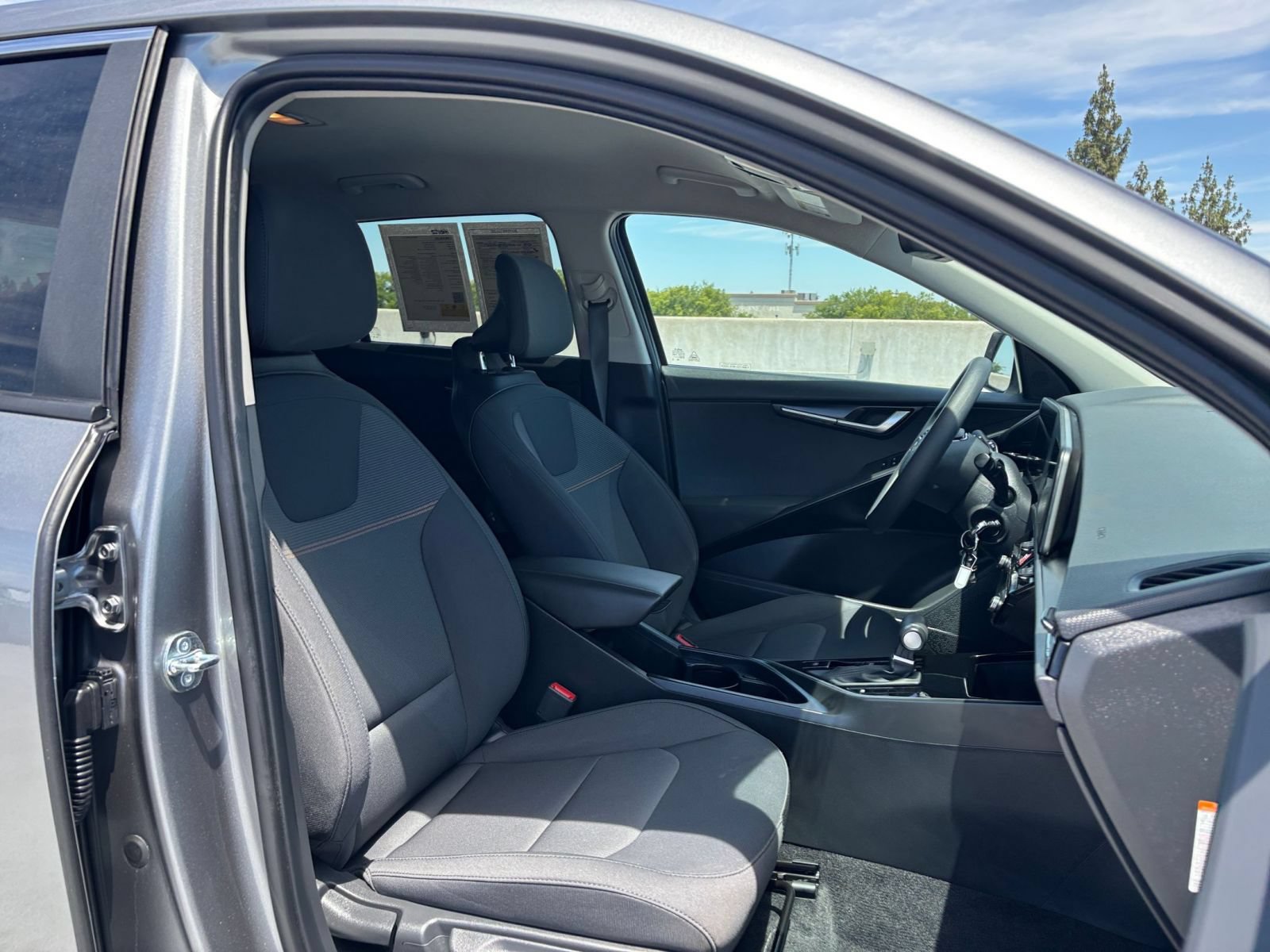 Used 2026 Kia Niro LX FWD image 34