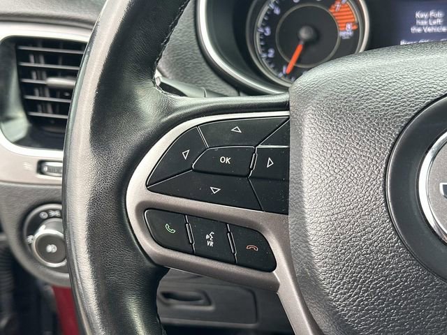 Used 2019 Jeep Cherokee Limited image 31