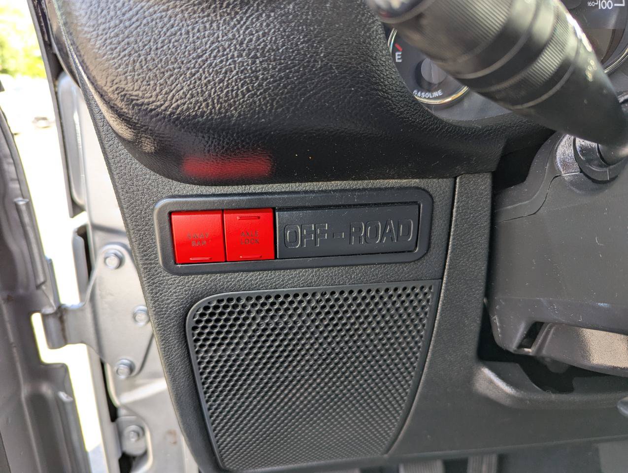 Used 2017 Jeep Wrangler Rubicon AWD/4WD image 14