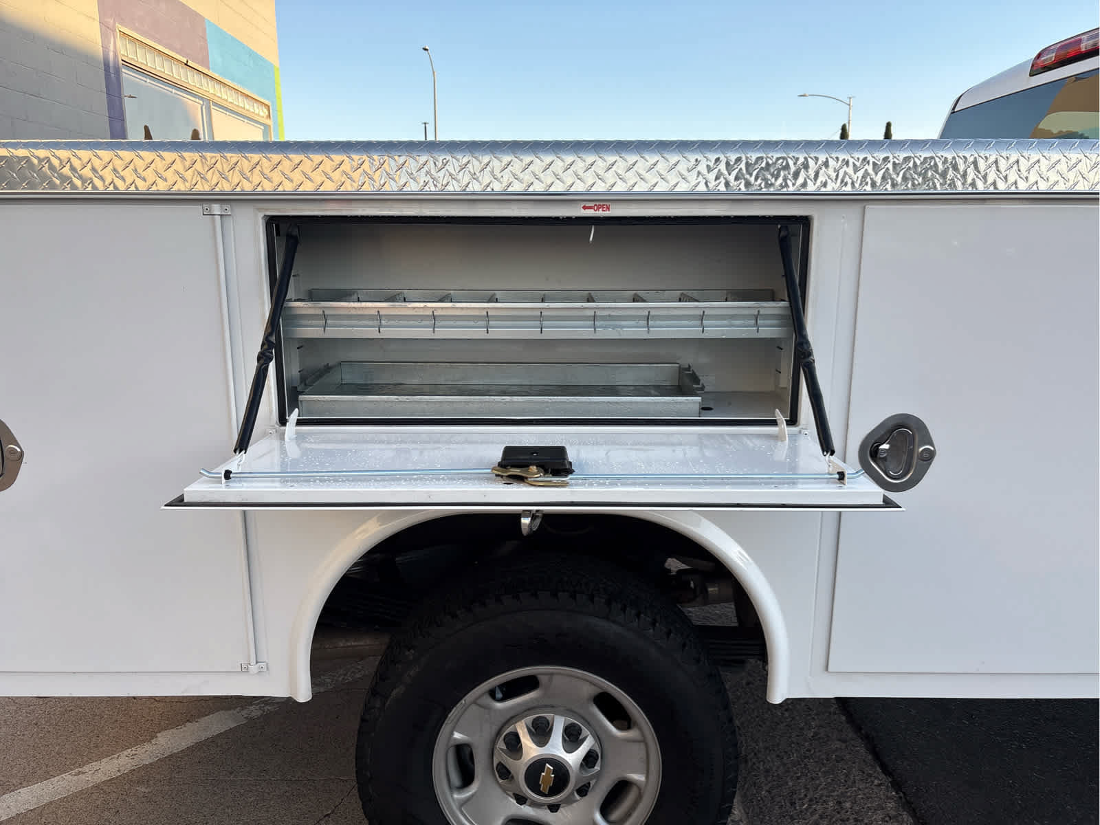 Used 2025 Chevrolet Silverado 2500 W/T RWD image 12