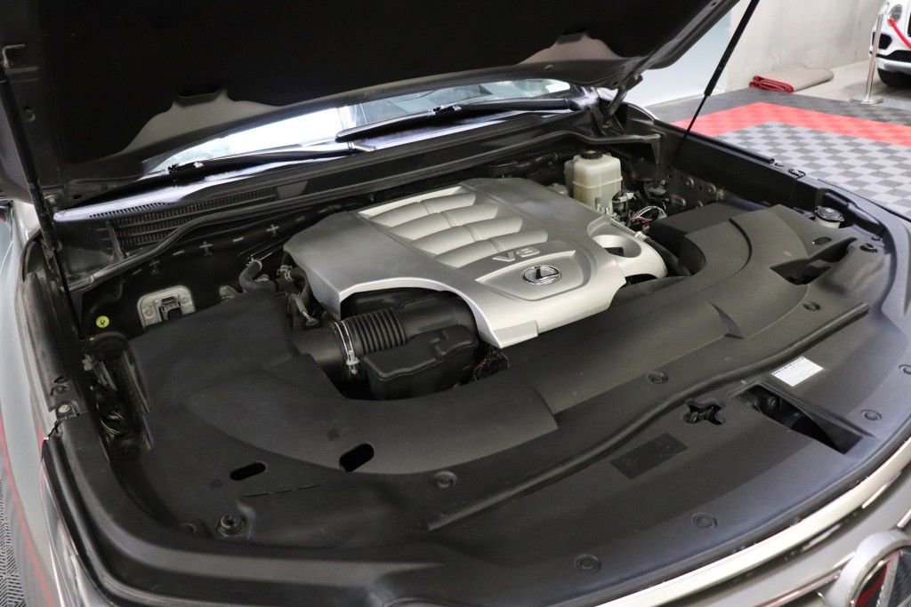 Used 2019 Lexus LX 570 4WD w/ Luxury Package image 87