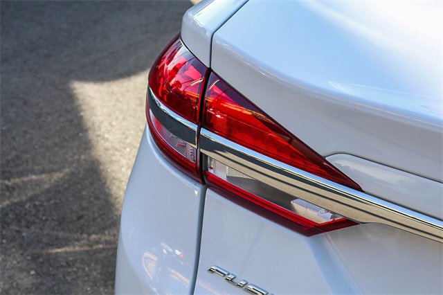 Used 2018 Ford Fusion S image 8