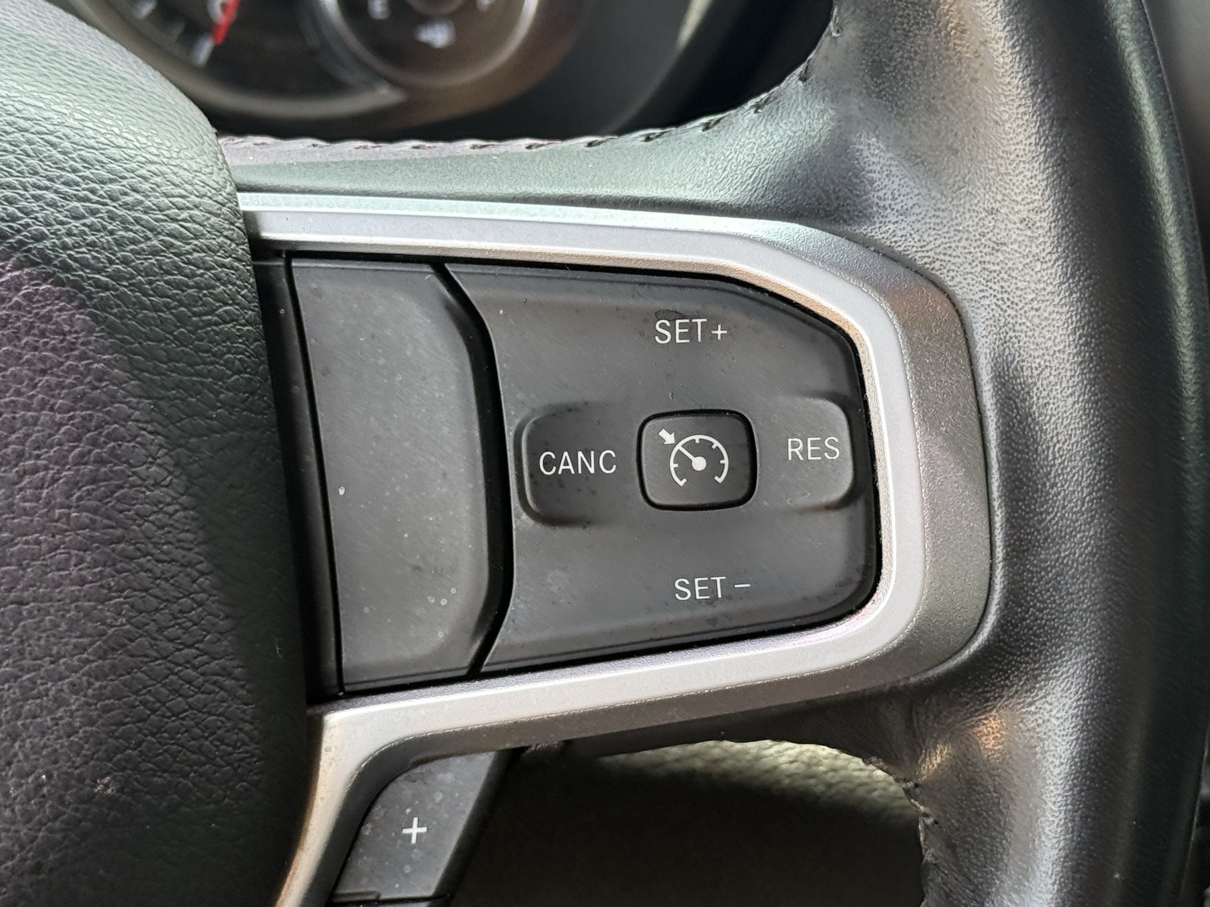 Used 2022 RAM 1500 Lone Star AWD/4WD image 17