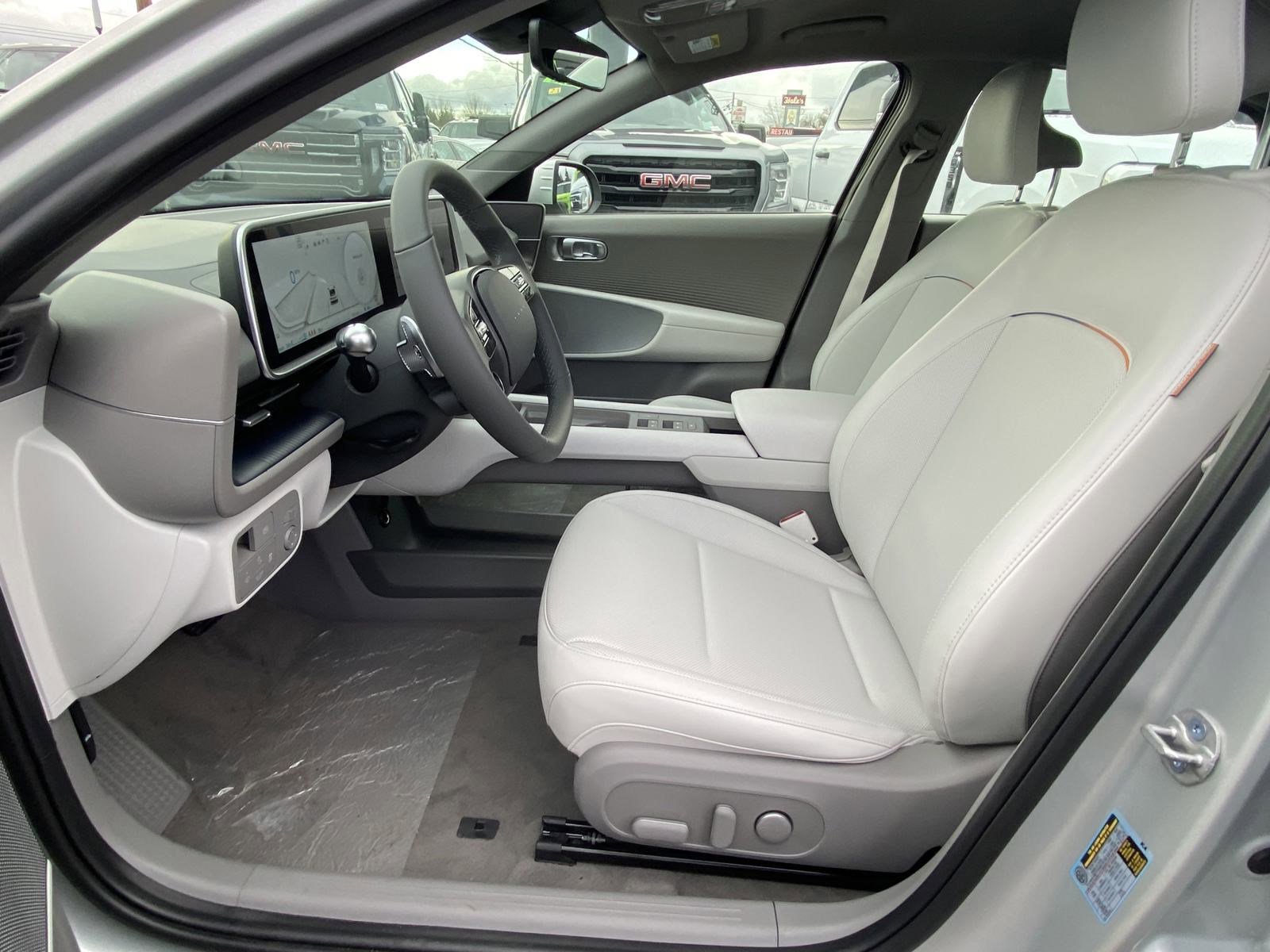 New 2025 Hyundai Ioniq 6 SEL AWD/4WD image 11