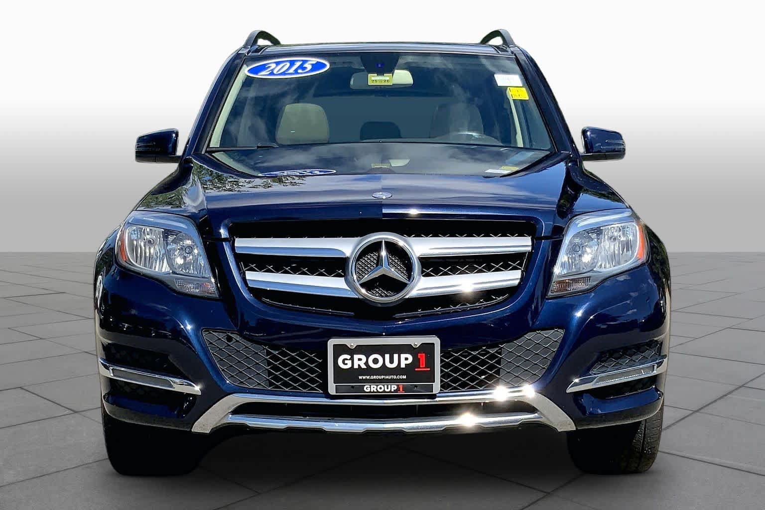 Used 2015 Mercedes-Benz GLK 350 4MATIC image 4