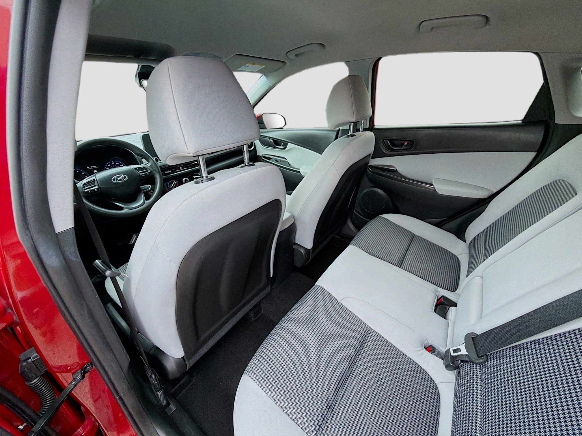 Used 2022 Hyundai Kona SE image 21