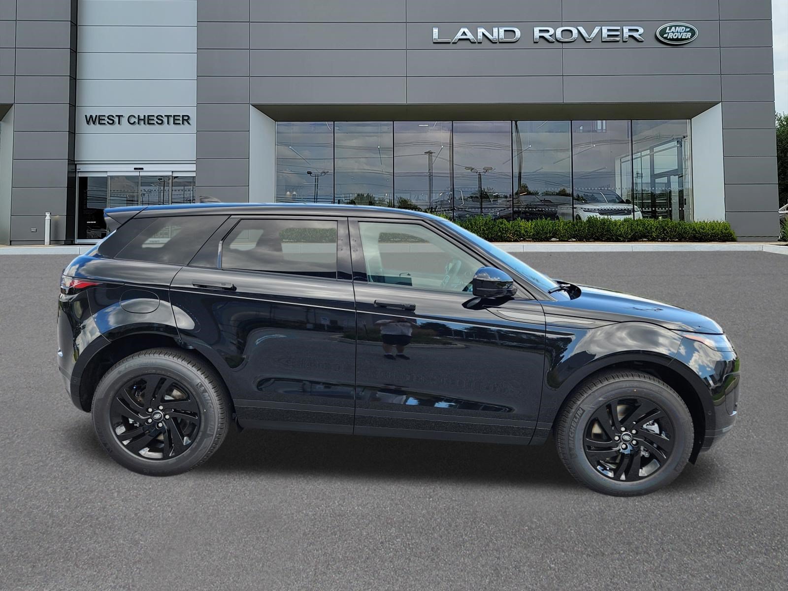 New 2026 Land Rover Range Rover Evoque S AWD/4WD image 6