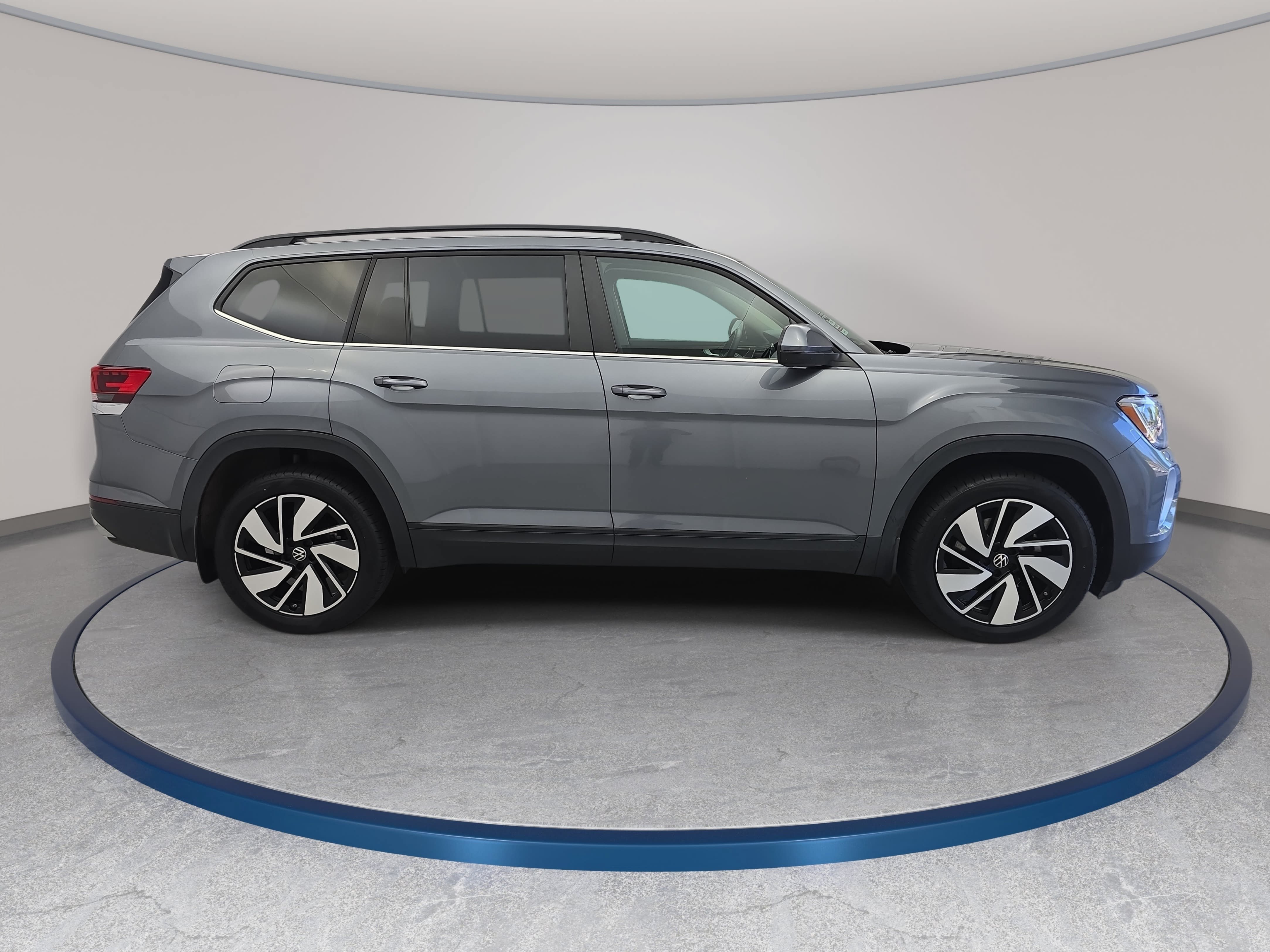 Certified 2024 Volkswagen Atlas SE AWD/4WD image 4