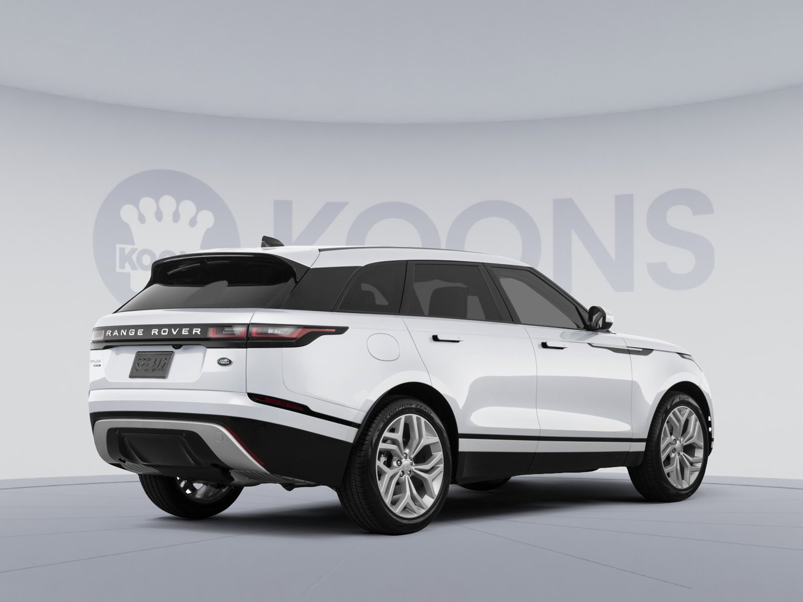 Used 2018 Land Rover Range Rover Velar R-Dynamic SE image 4