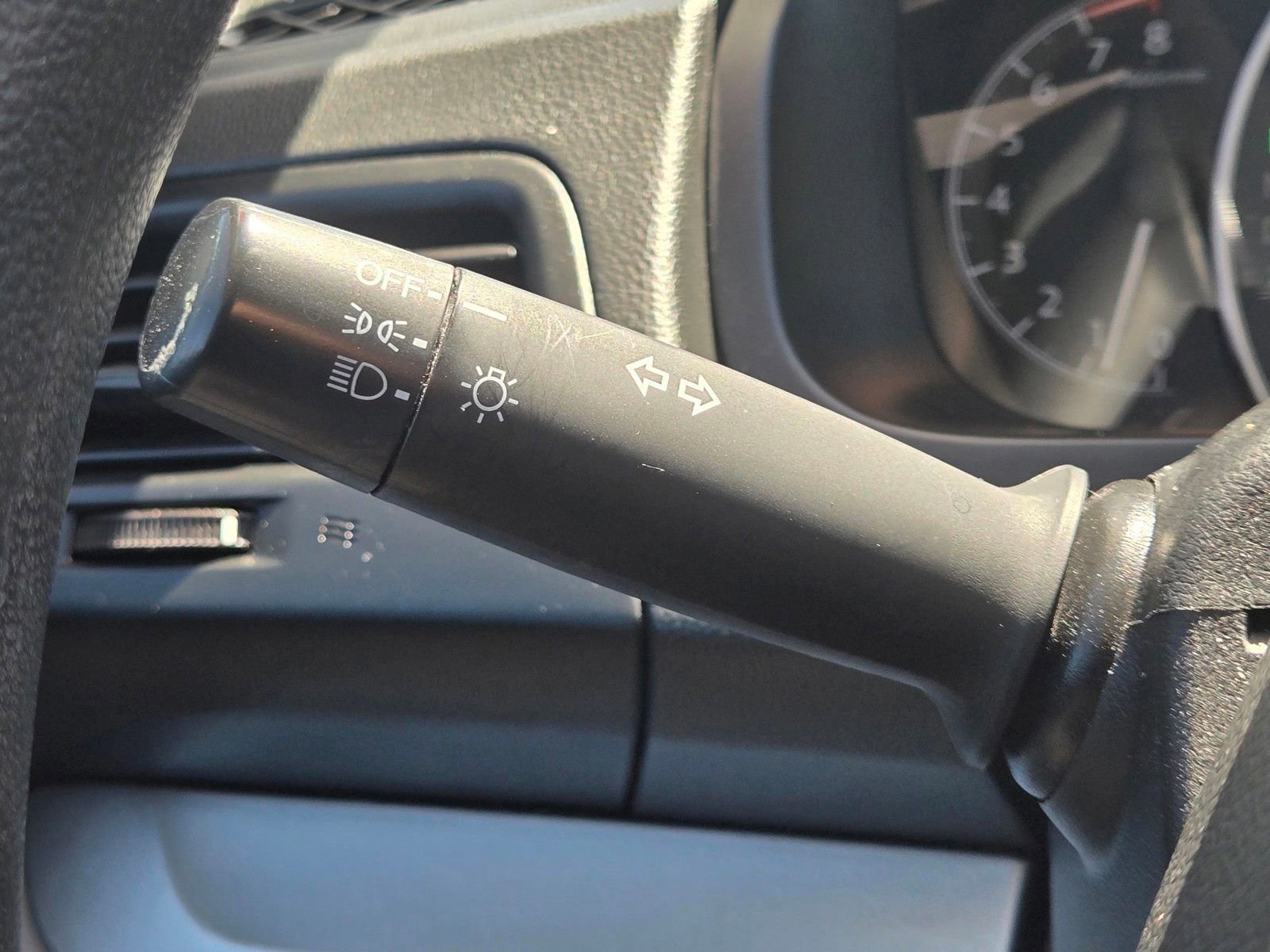 Used 2012 Honda CR-V LX image 25