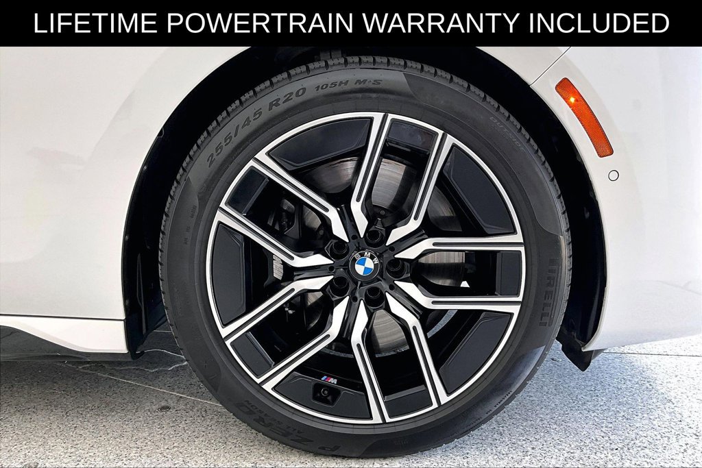 Used 2026 BMW 740i RWD image 12