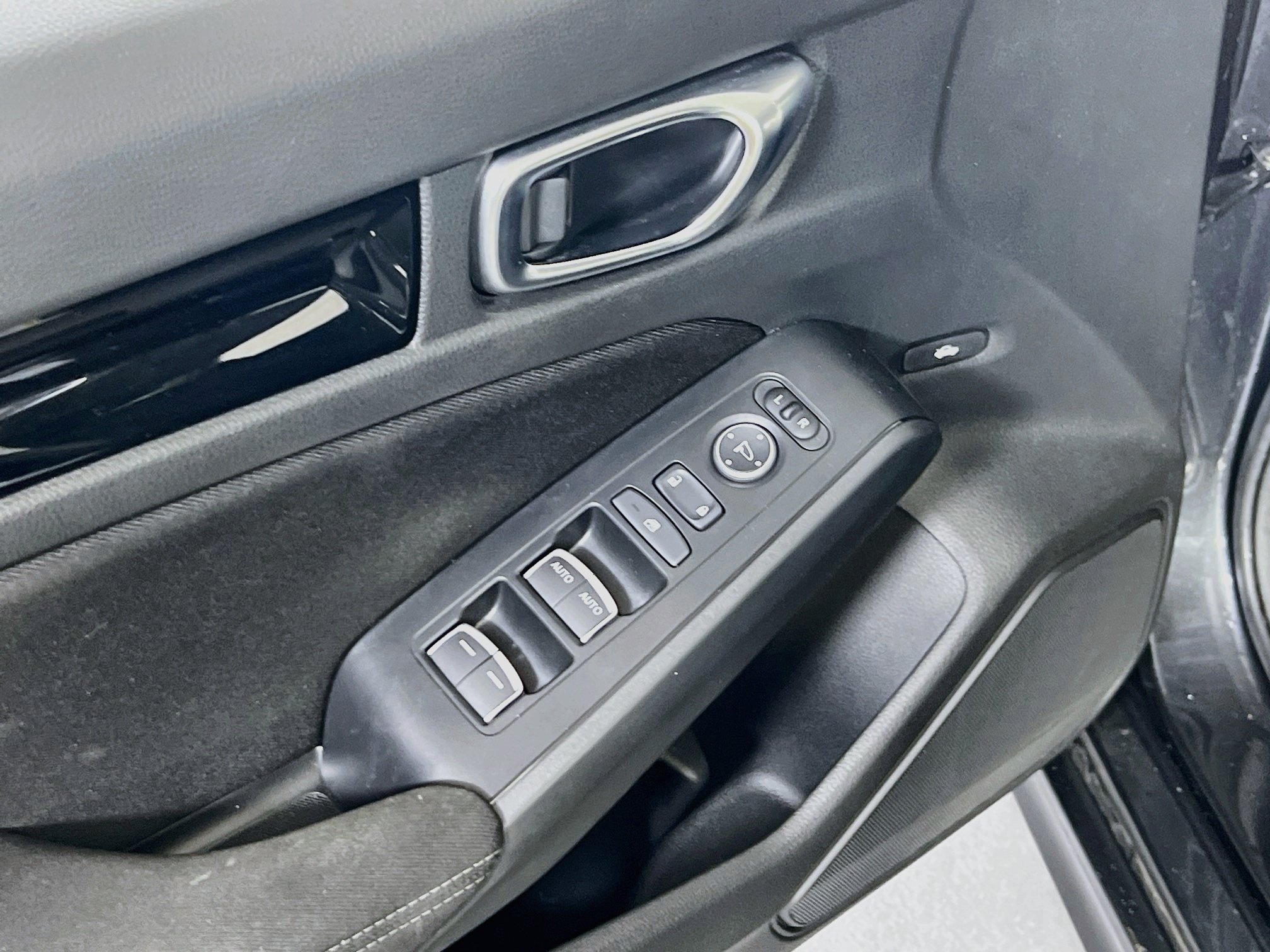 Used 2024 Honda Civic EX image 17