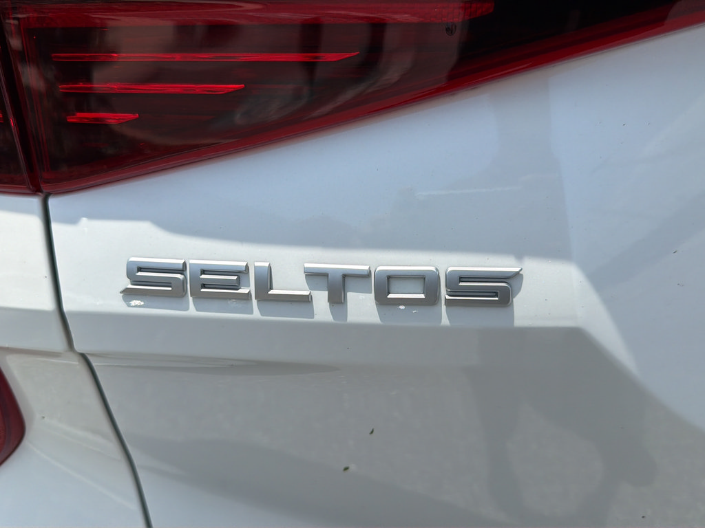 Used 2023 Kia Seltos S FWD image 49
