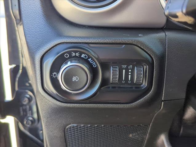 Used 2018 Jeep Wrangler Unlimited Sport S image 23