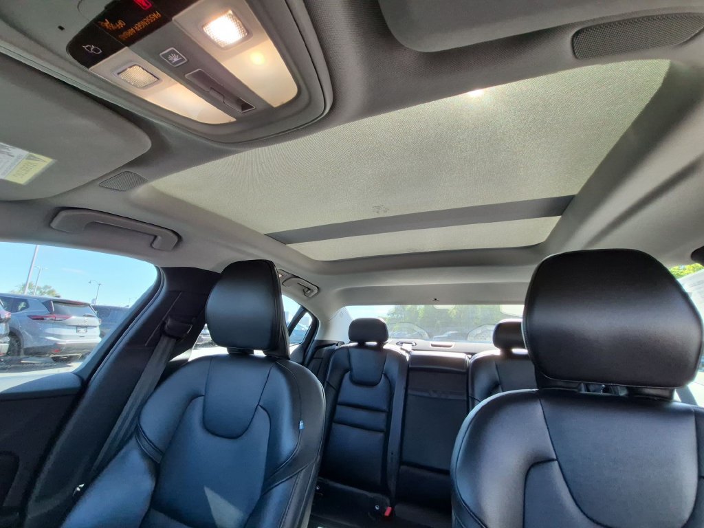 Used 2024 Volvo S60 B5 Core FWD image 12
