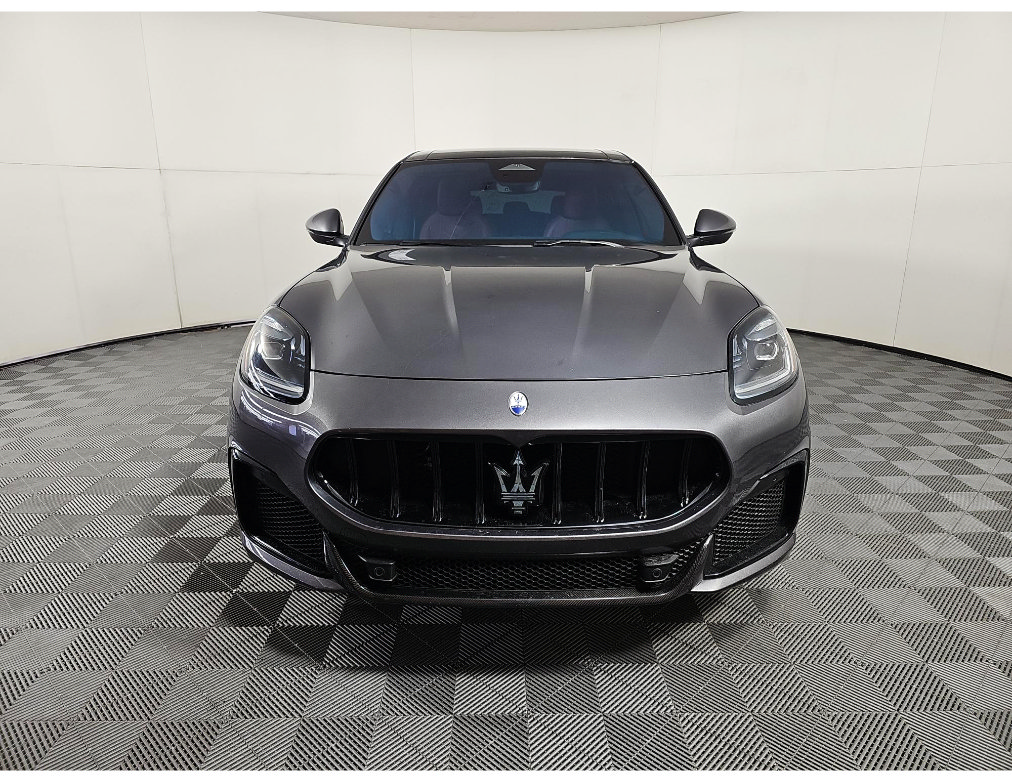 Used 2023 Maserati Grecale Trofeo AWD/4WD image 2