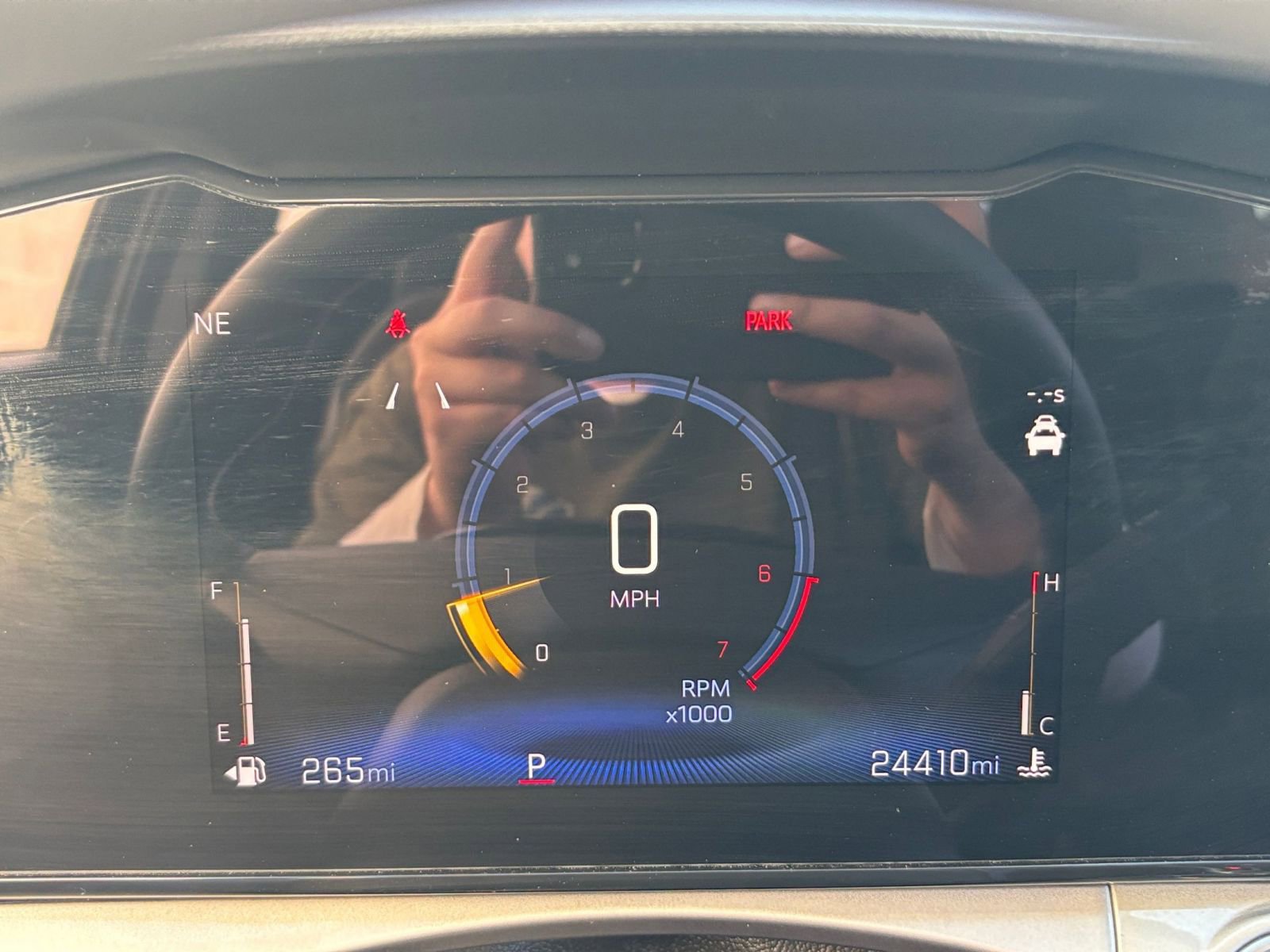 Used 2025 Chevrolet Trax LT image 40