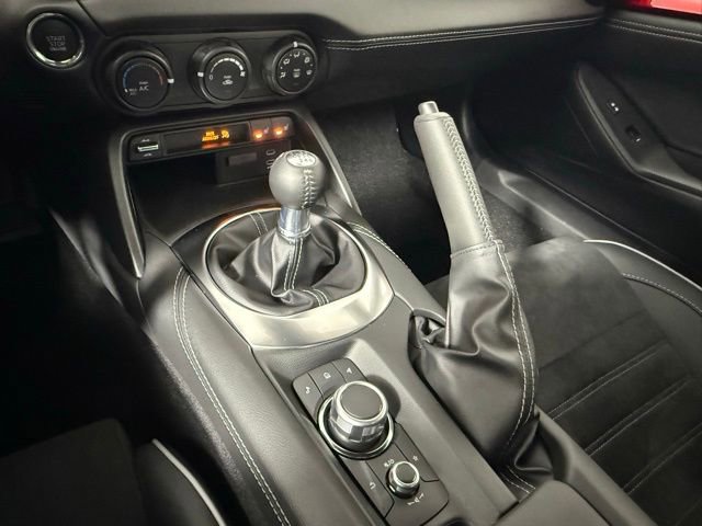 Used 2024 MAZDA MX-5 Miata RF Club image 35
