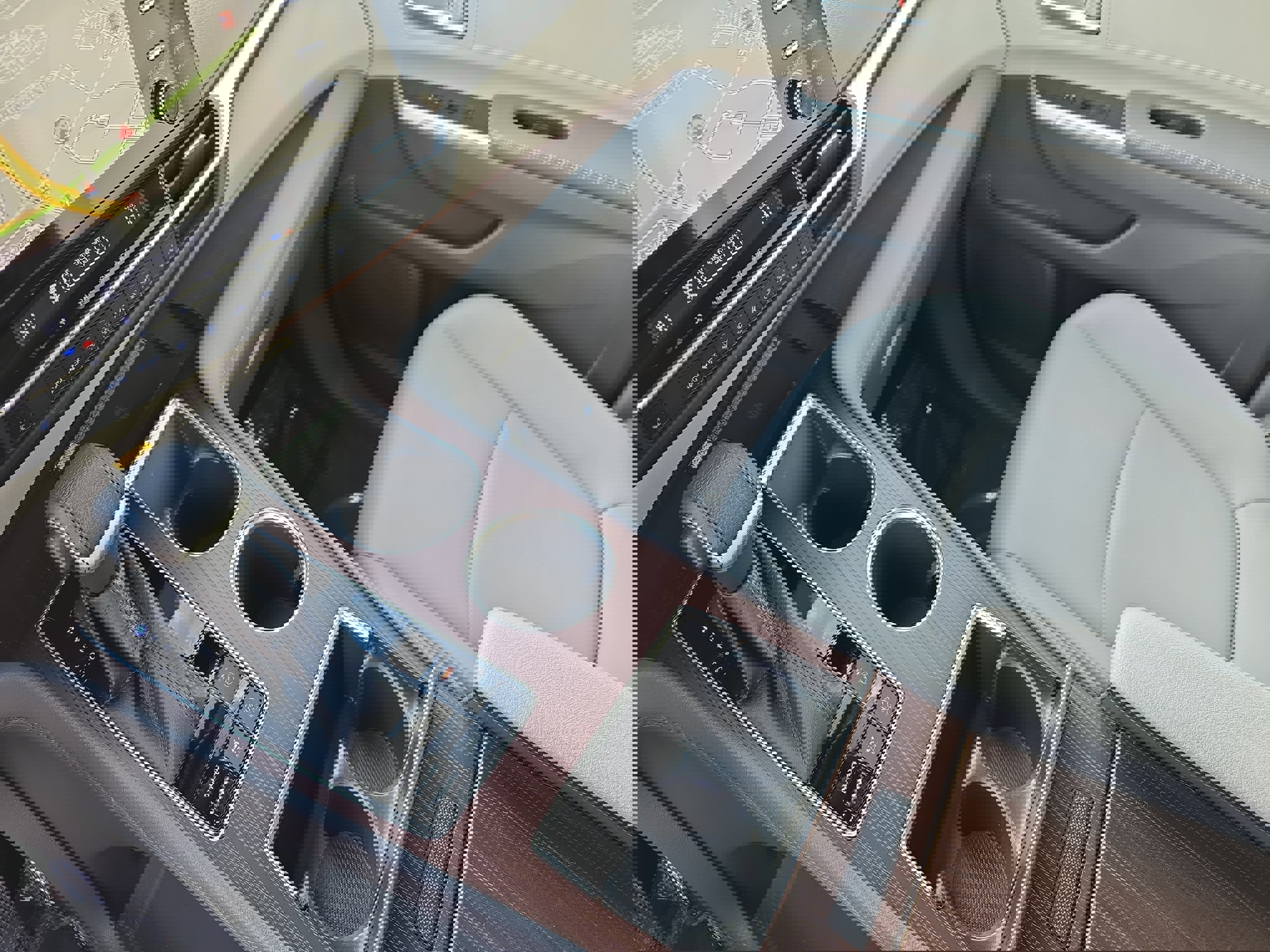 Used 2021 Toyota Sienna XLE w/ XLE Plus Package image 26