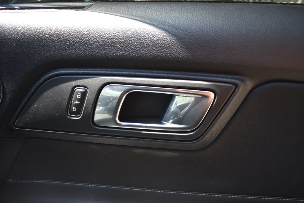 Used 2019 Ford Mustang GT w/ GT Performance Package RWD image 21