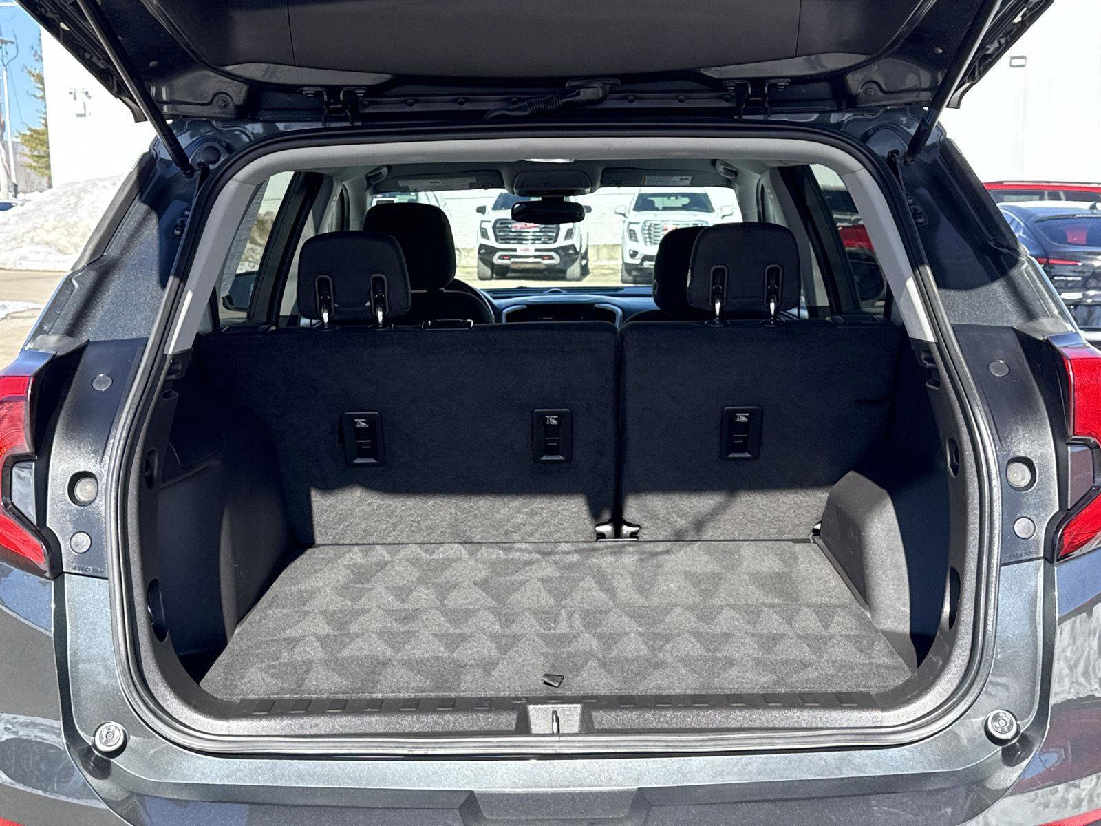 Used 2018 GMC Terrain SLE w/ Driver Convenience Package image 15