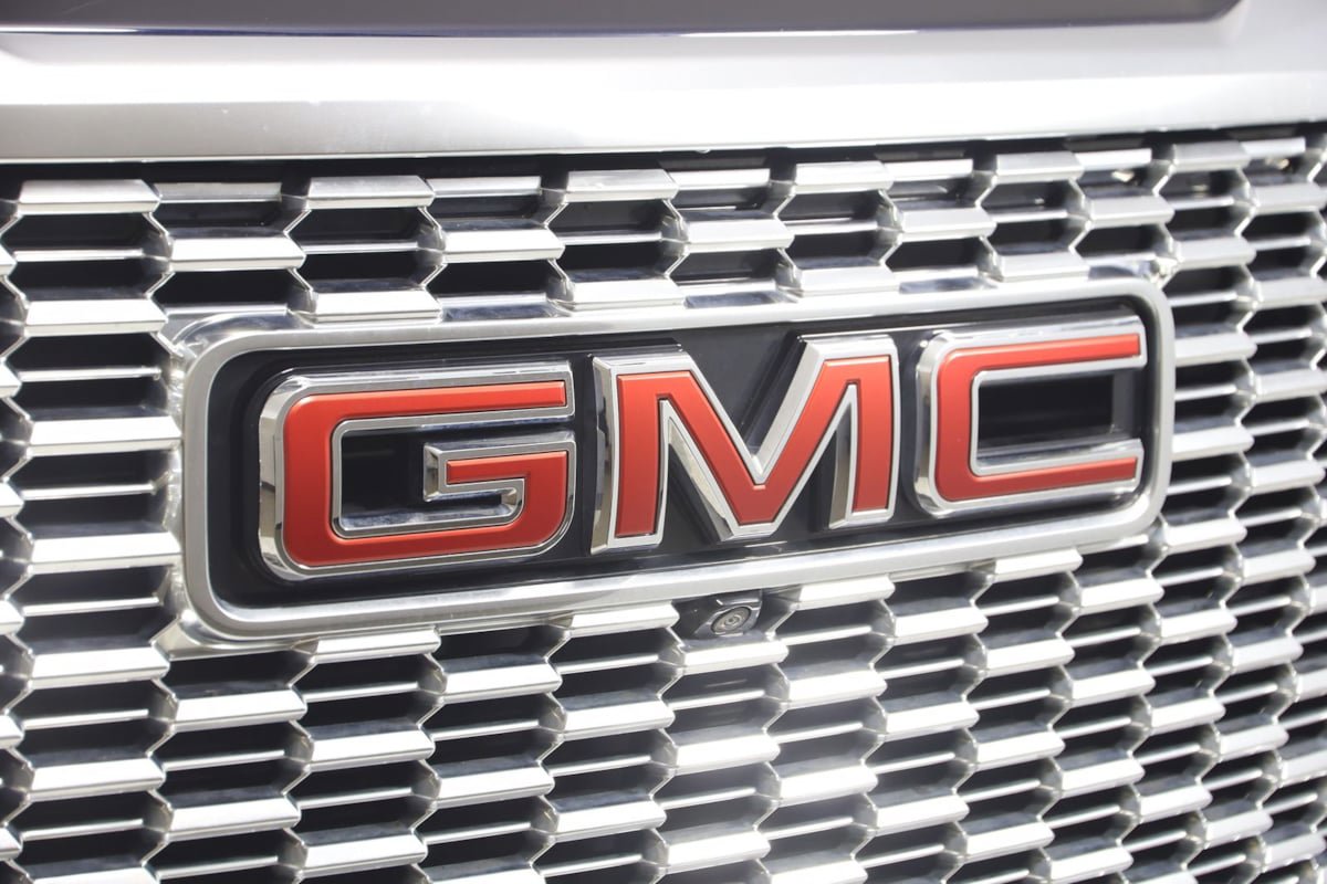 Used 2023 GMC Yukon XL Denali w/ Advanced Technology Package AWD/4WD image 20