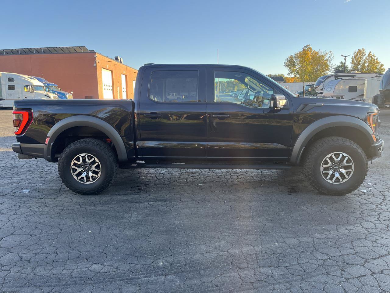 Used 2021 Ford F150 Raptor w/ Equipment Group 801A High AWD/4WD image 4