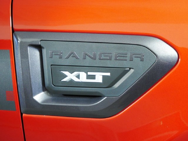 Used 2022 Ford Ranger XLT w/ Equipment Group 301A Mid AWD/4WD image 9