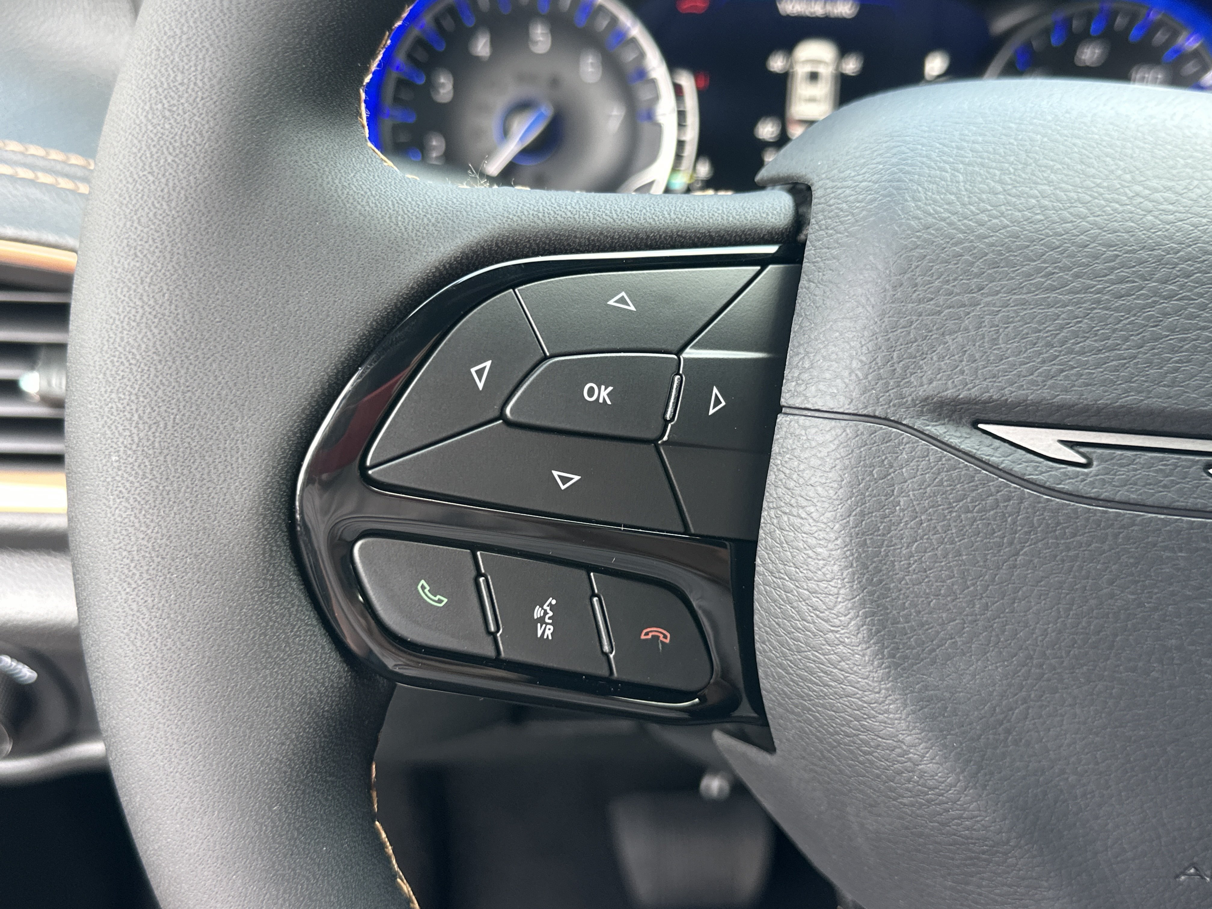 New 2027 Chrysler Pacifica Pinnacle AWD/4WD image 9