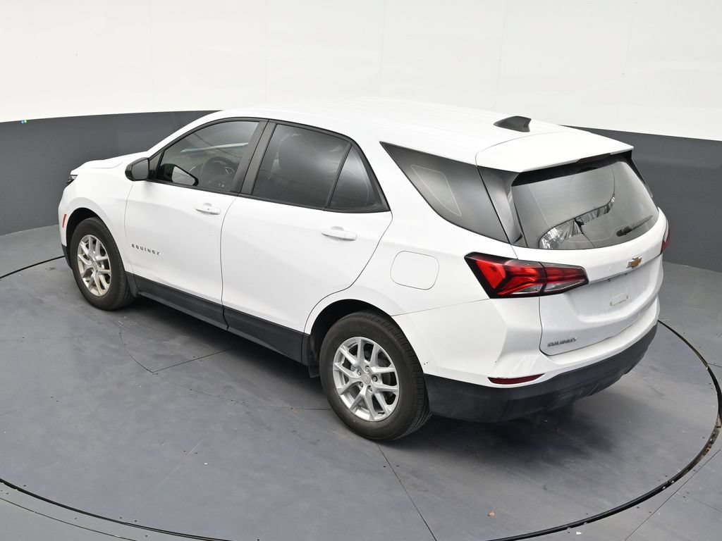 Used 2024 Chevrolet Equinox LS FWD image 13