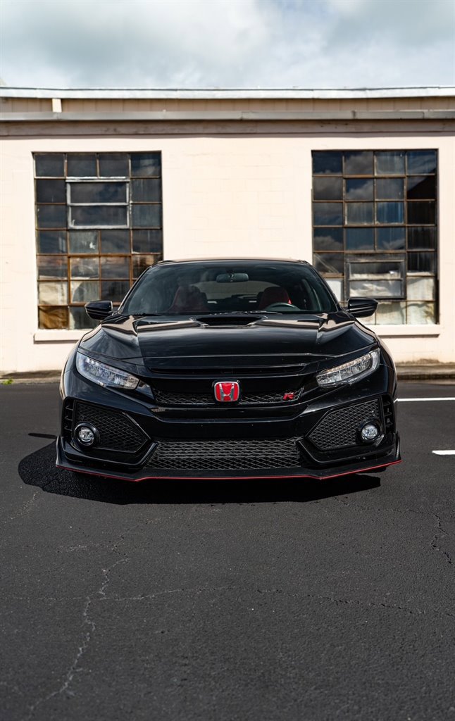 Used 2017 Honda Civic Type R image 12