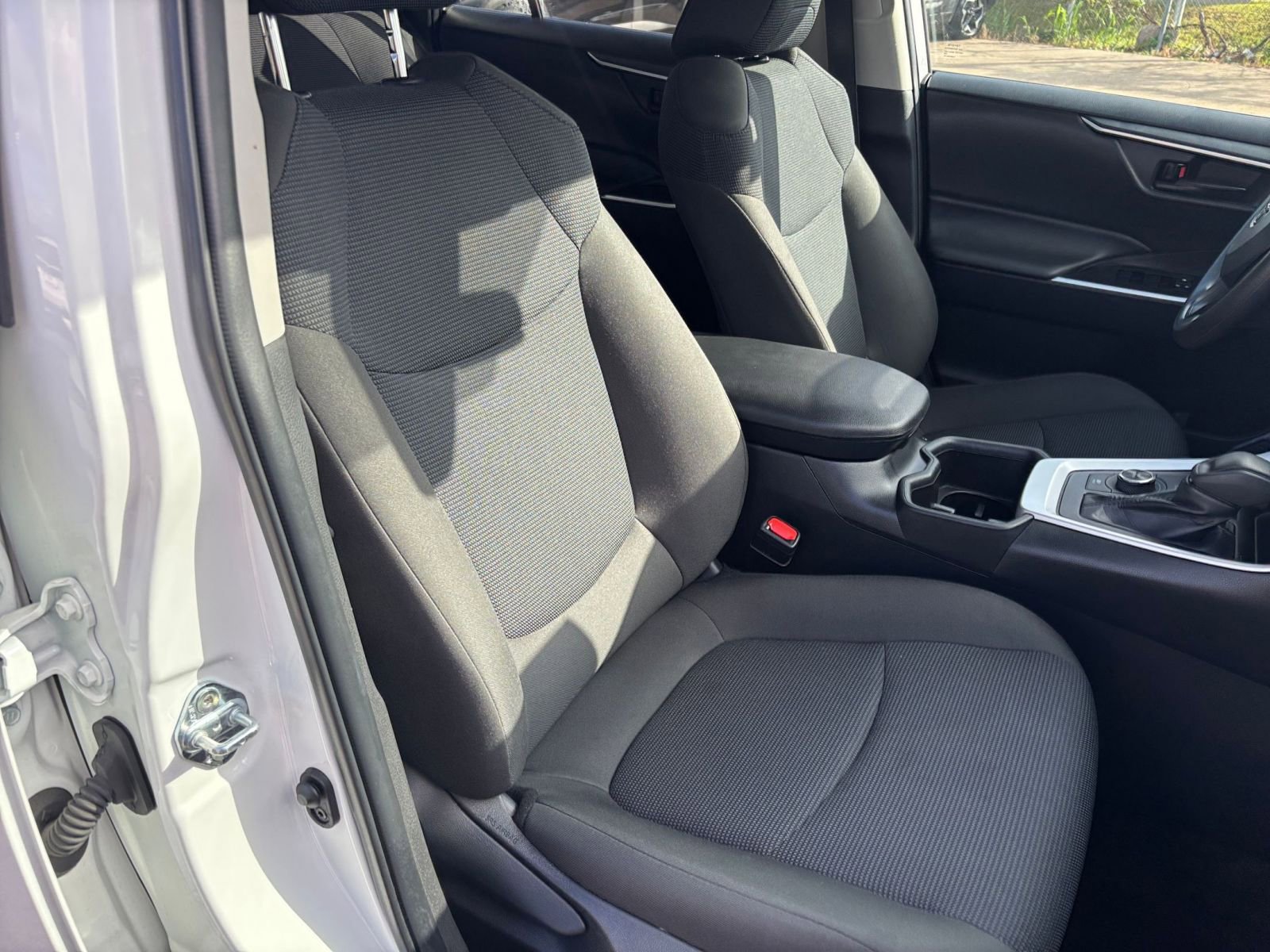 Used 2025 Toyota RAV4 LE image 35