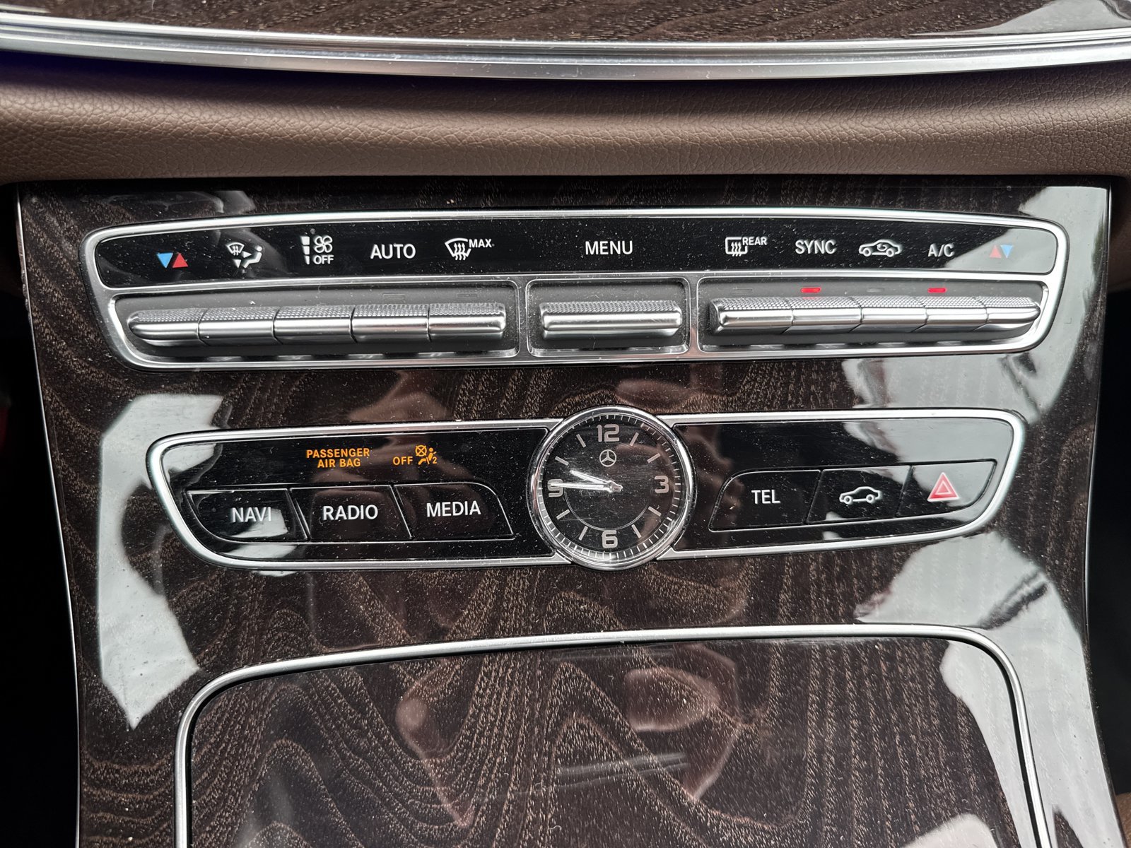 Certified 2020 Mercedes-Benz E 350 4MATIC Sedan image 19