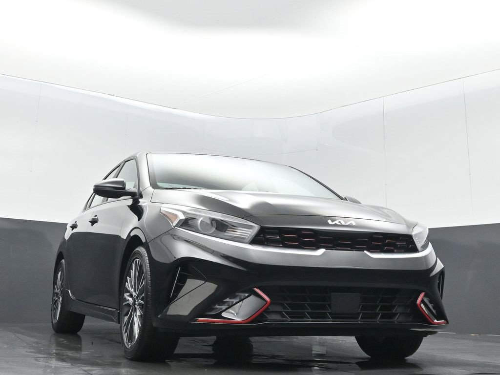 Used 2024 Kia Forte GT-Line w/ GT-Line Premium Package image 5