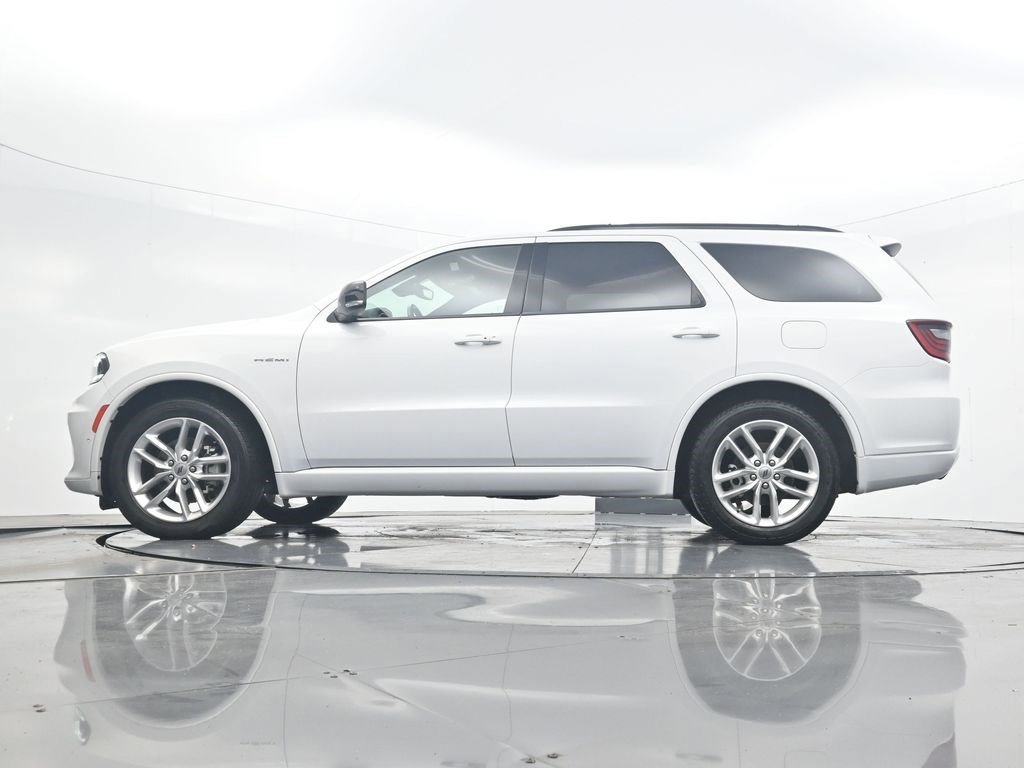 Used 2023 Dodge Durango R/T image 32